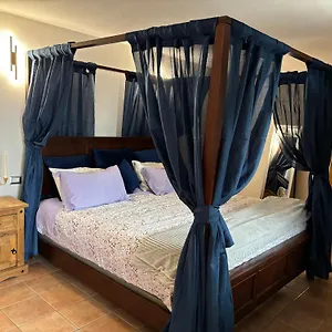  Villa Foppoli Castle, Private 11th Century Fortress With Panoramic View, Sauna And Hot Tub Overlooking The Valtellina